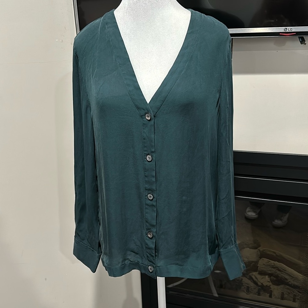 jcrew silk button down top size 8